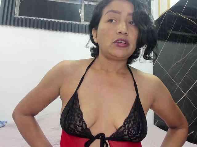 emperatris-23 webcam