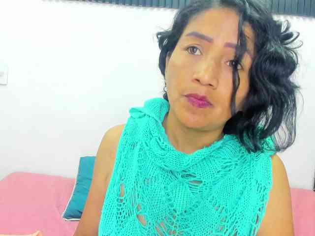 emperatris-23 webcam