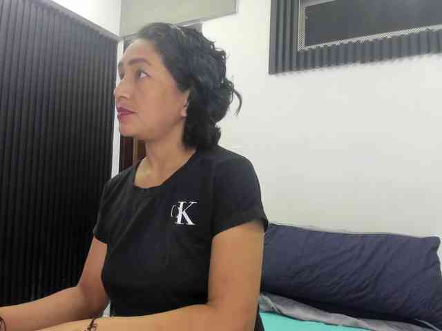 emperatris-23 webcam