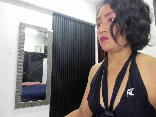 emperatris-23 webcam