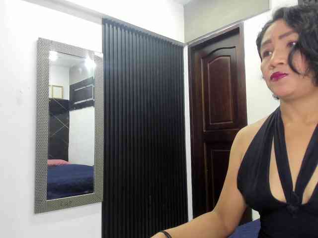 emperatris-23 webcam