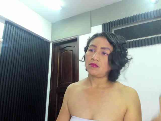 emperatris-23 webcam