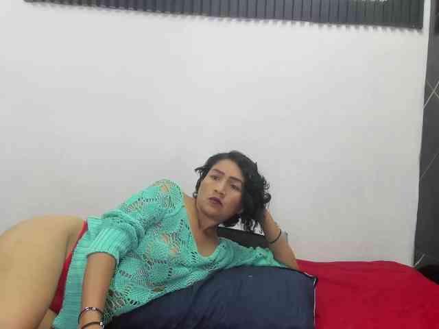 emperatris-23 webcam