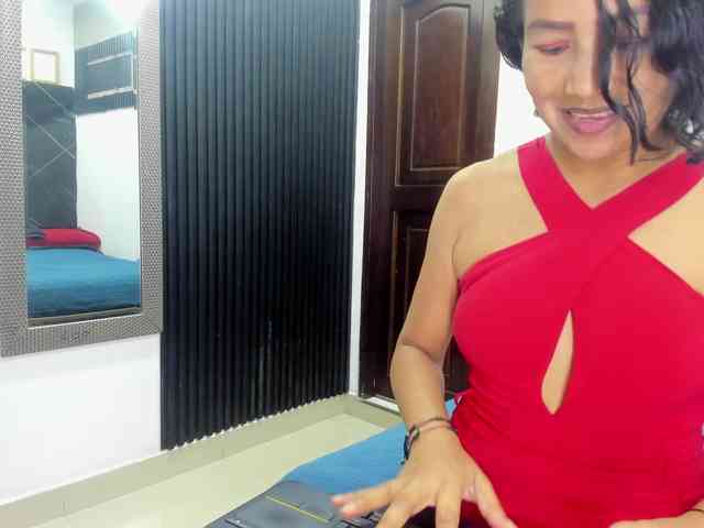 emperatris-23 webcam