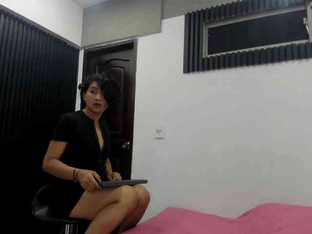 emperatris-23 webcam