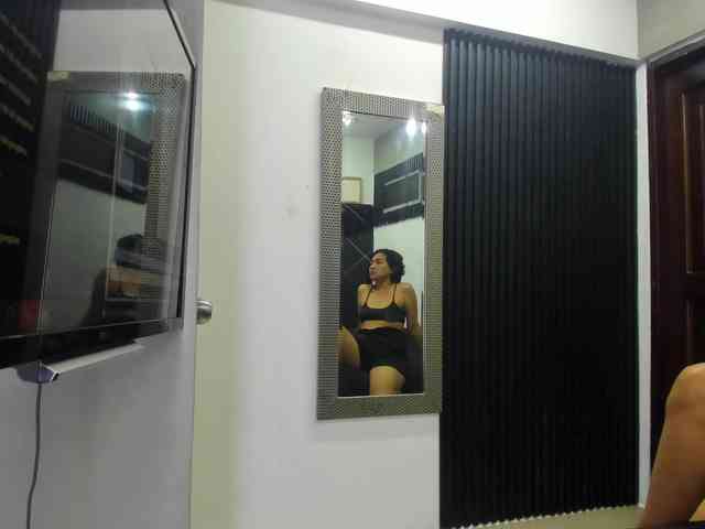 emperatris-23 webcam