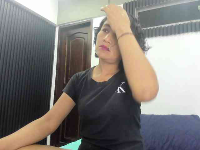 emperatris-23 webcam