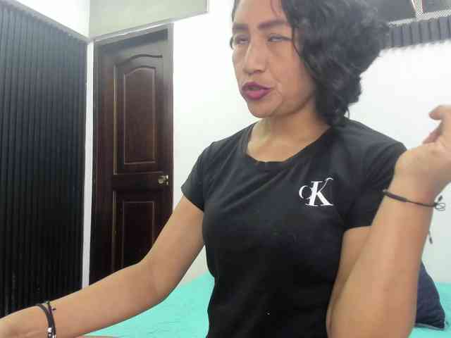 emperatris-23 webcam