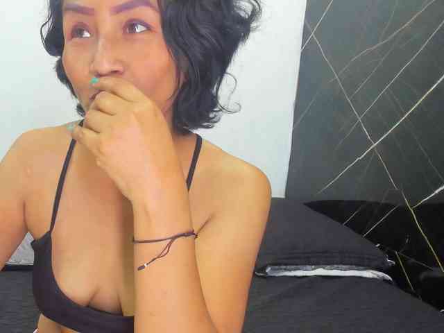 emperatris-23 webcam