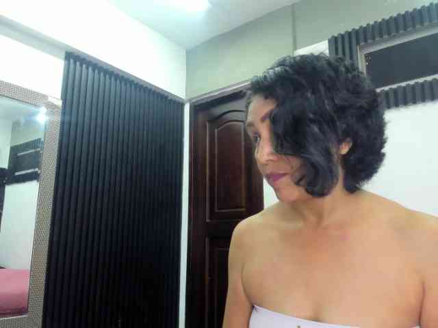 emperatris-23 webcam