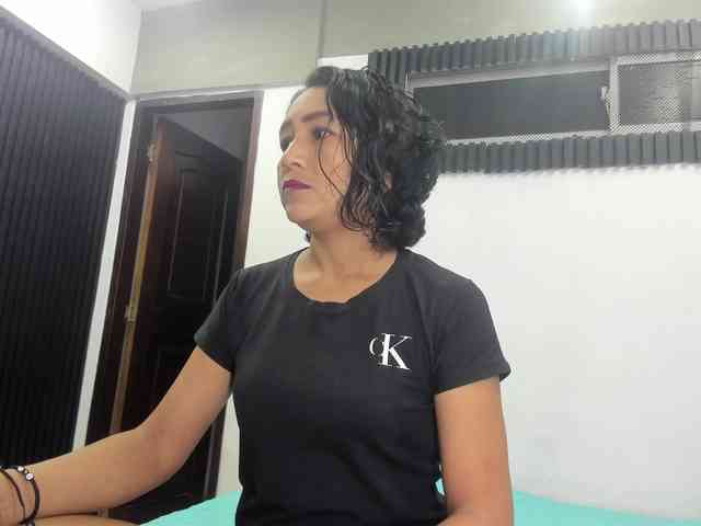 emperatris-23 webcam