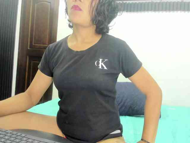 emperatris-23 webcam