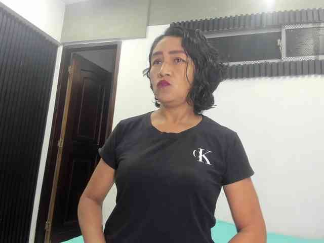 emperatris-23 webcam