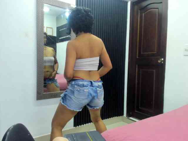 emperatris-23 webcam