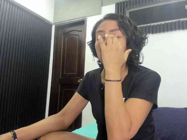 emperatris-23 webcam