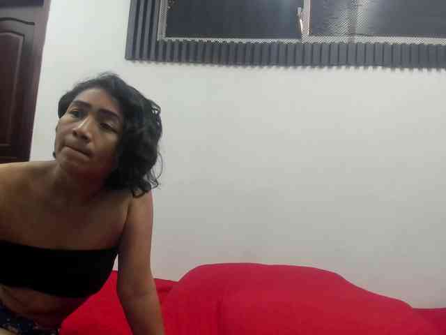 emperatris-23 webcam