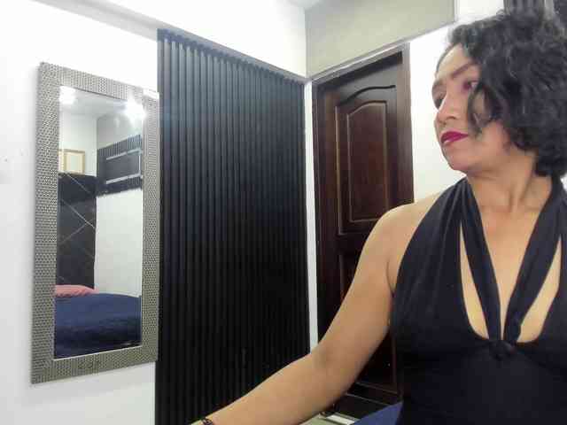 emperatris-23 webcam