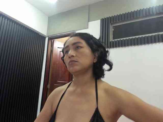 emperatris-23 webcam