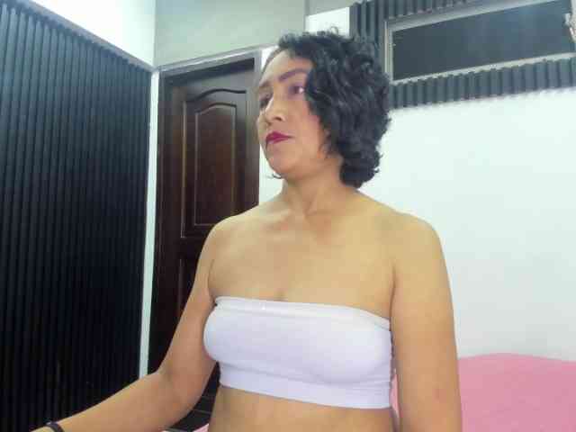 emperatris-23 webcam