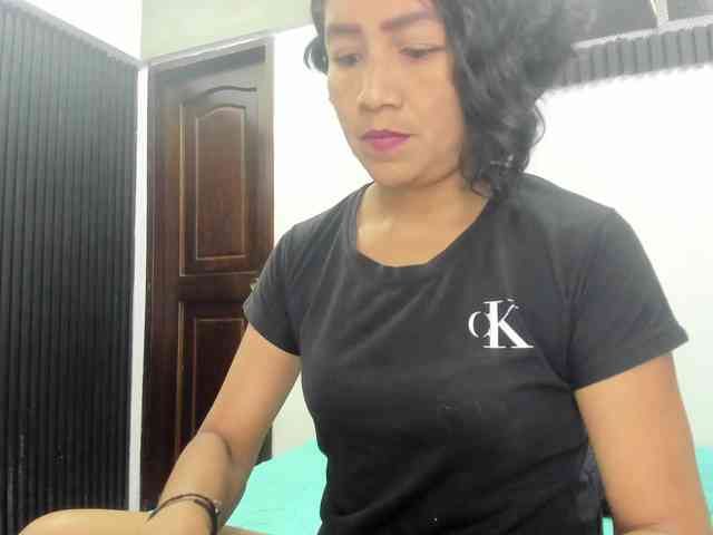 emperatris-23 webcam