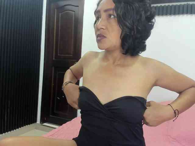 emperatris-23 webcam