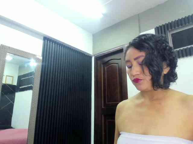 emperatris-23 webcam