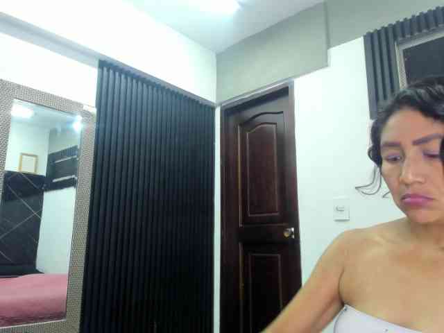 emperatris-23 webcam