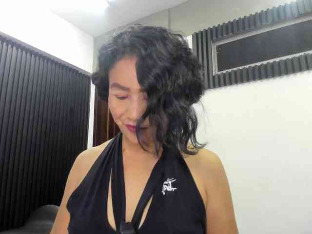 emperatris-23 webcam