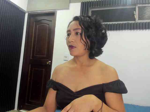 emperatris-23 webcam