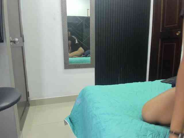 emperatris-23 webcam