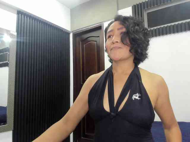 emperatris-23 webcam