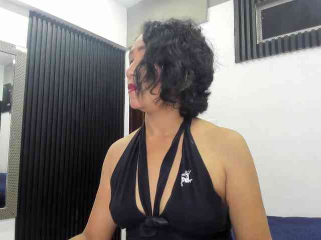 emperatris-23 webcam