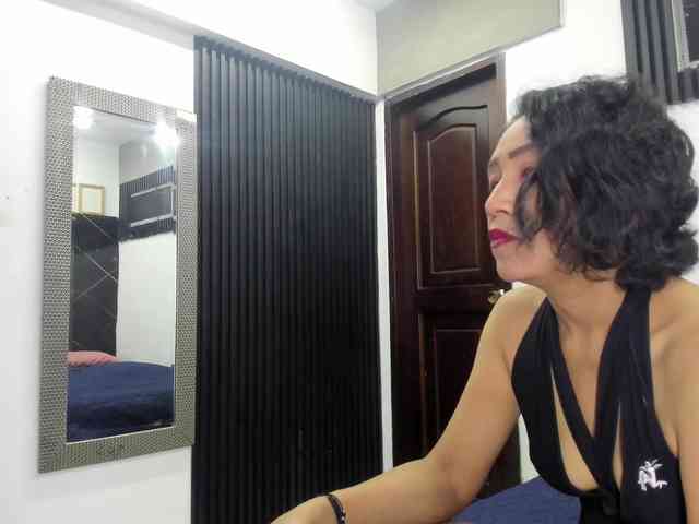 emperatris-23 webcam