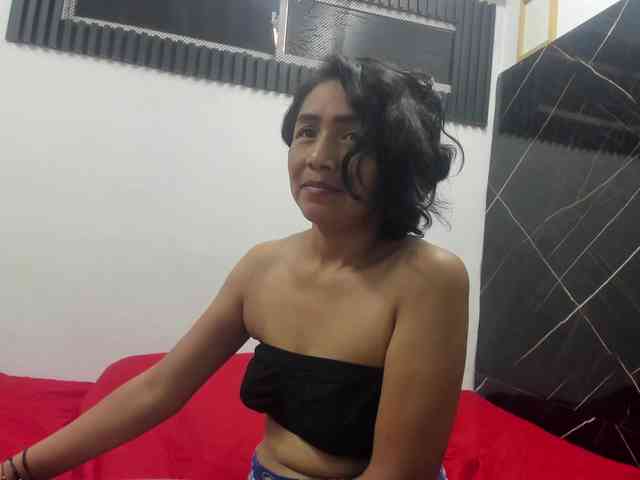 emperatris-23 webcam