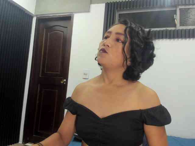 emperatris-23 webcam