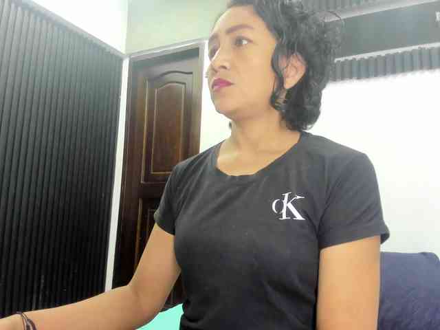 emperatris-23 webcam