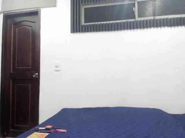 emperatris-23 webcam