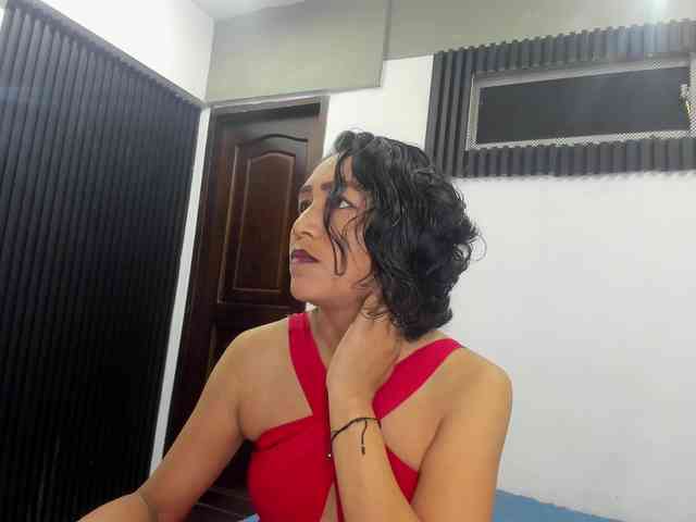 emperatris-23 webcam