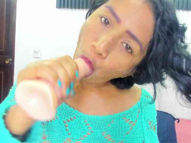 emperatris-23 webcam