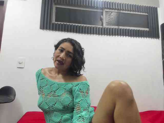 emperatris-23 webcam