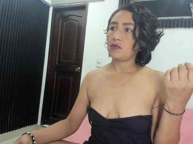 emperatris-23 webcam