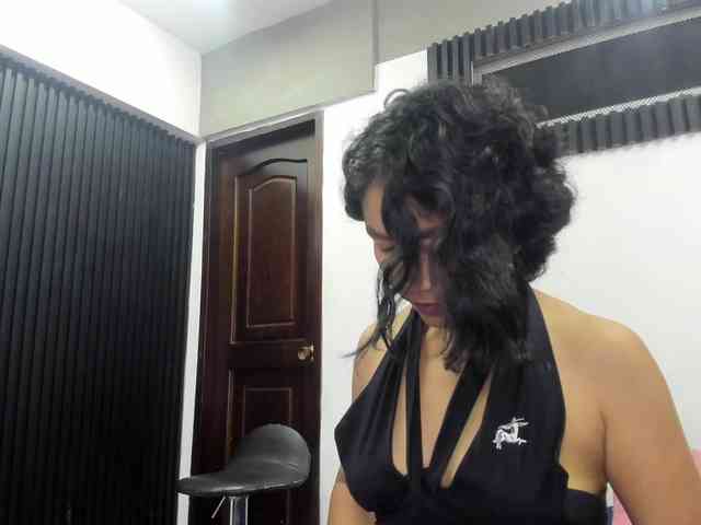 emperatris-23 webcam