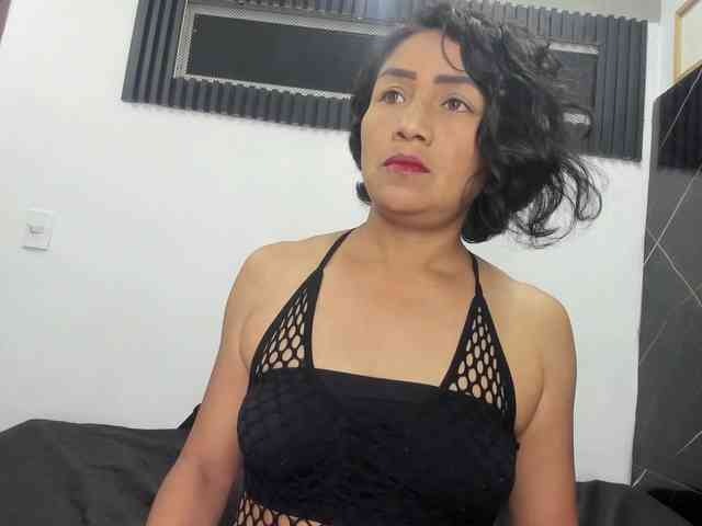 emperatris-23 webcam