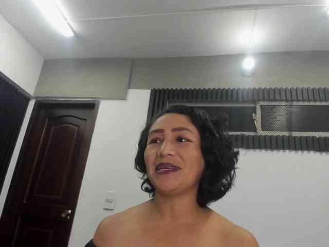 emperatris-23 webcam