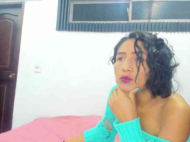 emperatris-23 webcam