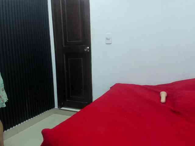 emperatris-23 webcam