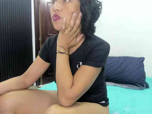 emperatris-23 webcam