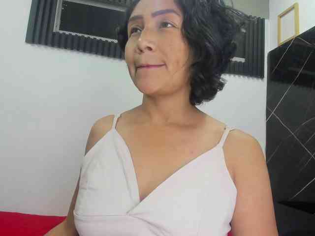 emperatris-23 webcam