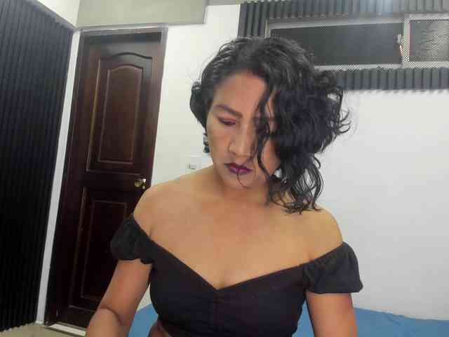 emperatris-23 webcam