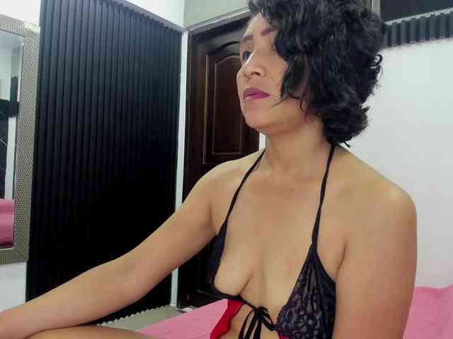 emperatris-23 webcam